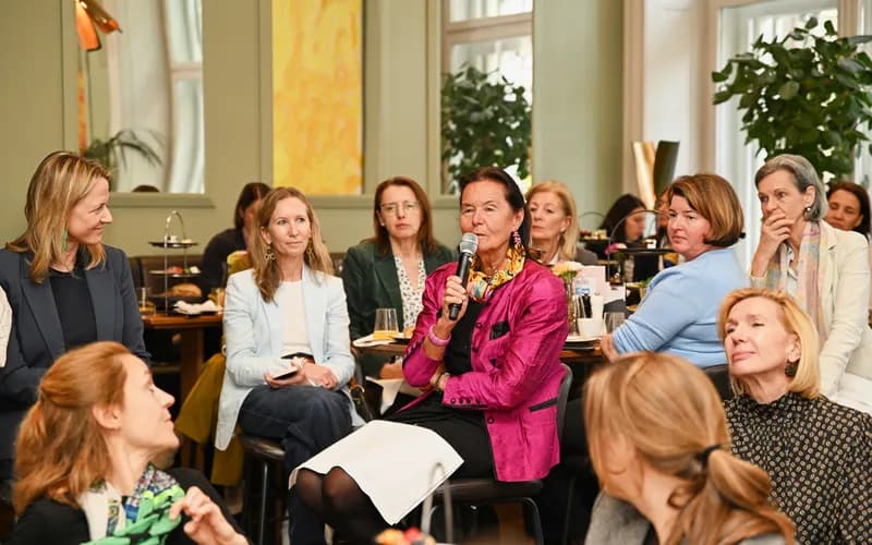 Börsianer Salon Workshop: Female Leadership in der triple shift - Karriere, Care-Arbeit und Selbstfürsorge im Spannungsfeld moderner Führung