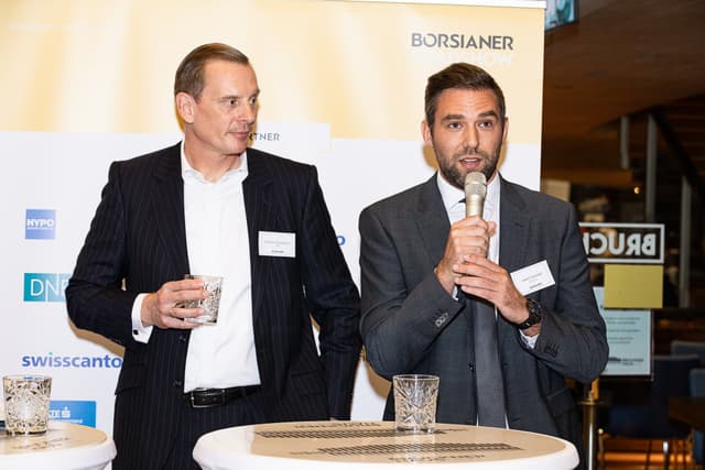 Torsten Seuberth (DNB) mit Mario Schmidt (Swisscanto)