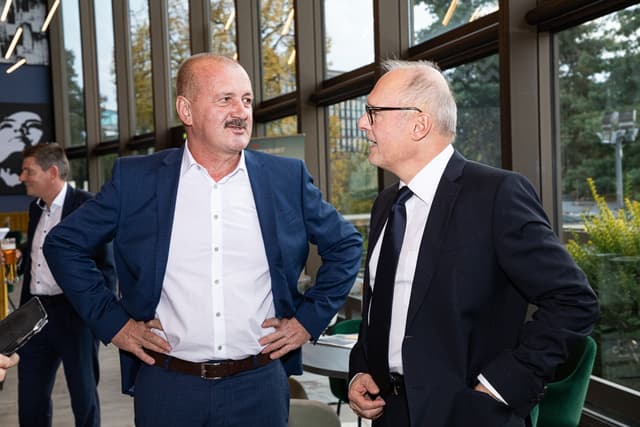Alois Wögerbauer (3 Banken-Generali Investment) mit Christian Petter (J. Sarfa Sarasin)