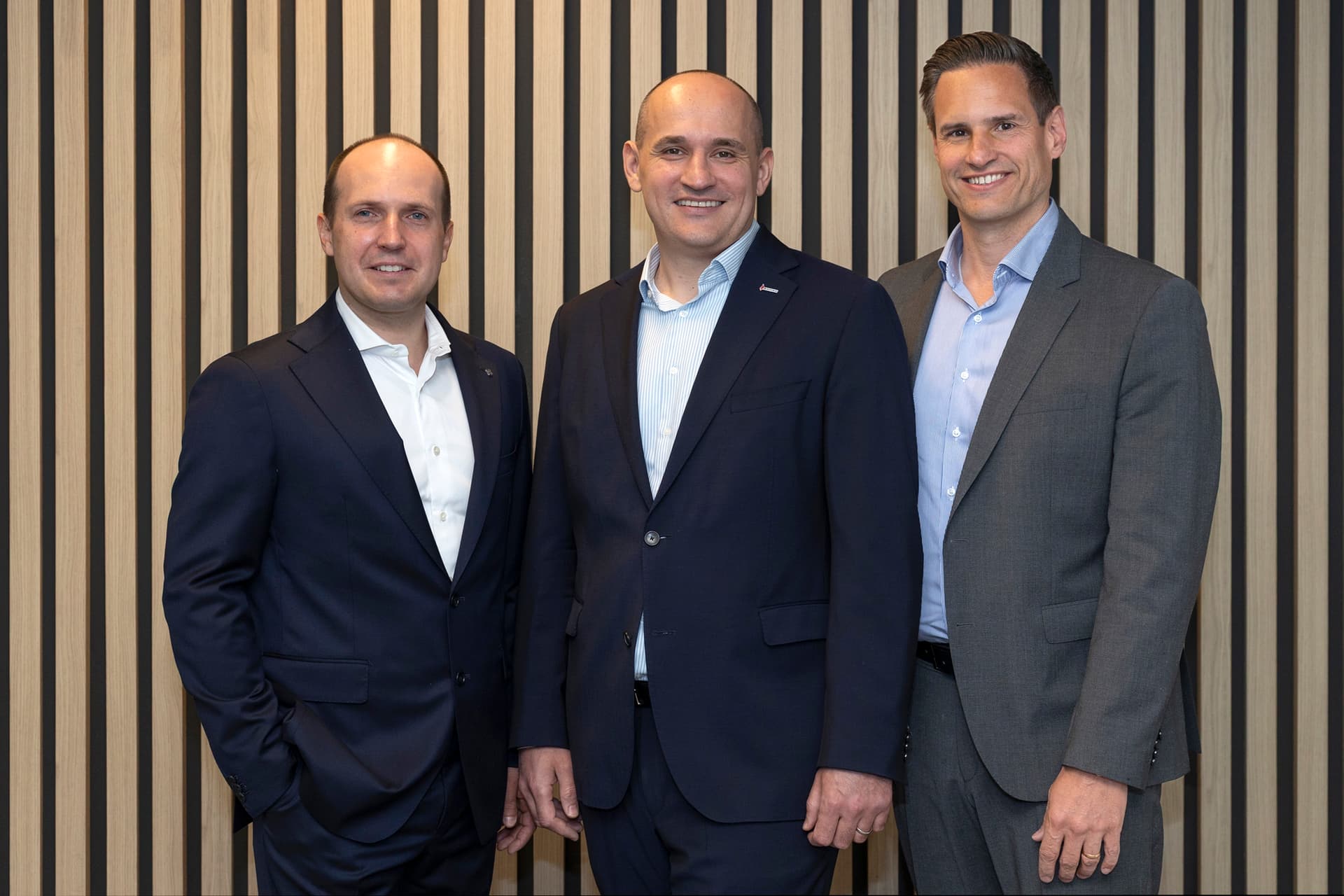 Marcus Kapun (Leiter Global Brokerage BAWAG), Enver Sirucic (CFO und CEO-Stellvertreter BAWAG Group), Thomas Csipkó (Leiter Filialgeschäft BAWAG)